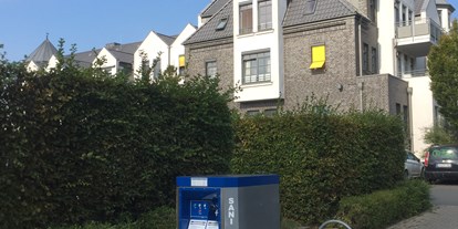 Motorhome parking space - Art des Stellplatz: bei Gewässer - North Rhine-Westphalia - Neue Ver- und Entsorgung. Kleine Wassermengen möglich. 10, 20, 50 und 100 Liter 
 - Wohnmobilhafen Marina-Rünthe