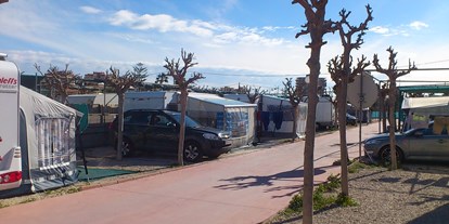 Motorhome parking space - Art des Stellplatz: vor Campingplatz - Spain - Plätze_2 - Camping El Jardin