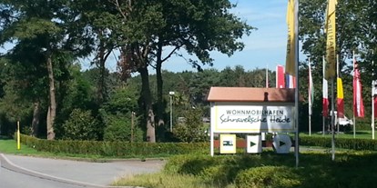 Motorhome parking space - Hunde erlaubt: Hunde erlaubt - Niederrhein - Wohnmobilhafen  Schravelsche Heide