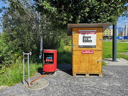 Motorhome parking space - öffentliche Verkehrsmittel - Switzerland - Check-In Box - Allmend Rheintal