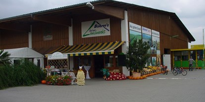 Reisemobilstellplatz - Umgebungsschwerpunkt: am Land - Schwarzwald - Landmarkt mit großer regionaler Auswahl - Bohrerhof  /  Stellplatz ab 15.09.2022 vorübergehend geschlossen