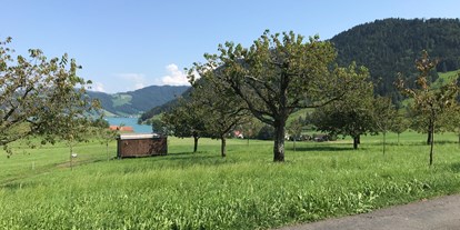 Reisemobilstellplatz - Umgebungsschwerpunkt: See - Schweiz - Maisbühlhof Unterägeri