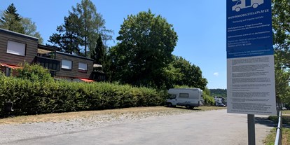 Motorhome parking space - Schramberg - Pop-Up Wohnmobilstellplatz Kienzlewiesen Schwenningen
