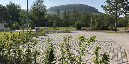 Reisemobilstellplatz - Golf - Bönnigheim - Wohnmobil Stellflächen am Wunnebad