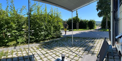 Motorhome parking space - Umgebungsschwerpunkt: Stadt - Welzheim - Wohnmobil Stellflächen am Wunnebad