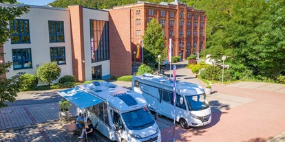 Reisemobilstellplatz - Wohnwagen erlaubt - Geschwenda - Parkplatz Hotelpark Stadtbrauerei Arnstadt