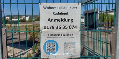 Motorhome parking space - Art des Stellplatz: Sportstätte - Dresden - Wohnmobilstellplatz Radebeul