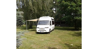 Motorhome parking space - WLAN: teilweise vorhanden - Brandenburg - Biker Hostel Bagenz
