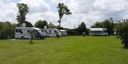 Reisemobilstellplatz - Vierhuizen - Mini camping Het Schuttersplek