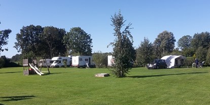 Motorhome parking space - Lauwersoog - Mini camping Het Schuttersplek