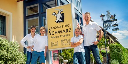 Motorhome parking space - Seukendorf - Herzlich Willkommen - Ihre Familie Pfleger - Veitsaurach, kleines Aurachtal, nähe Schwabach