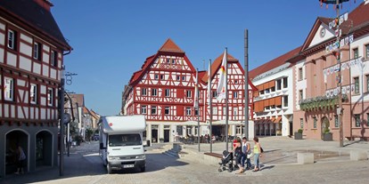Reisemobilstellplatz - Art des Stellplatz: bei Hotel - Kürnbach - Machen Sie einen STOPP mit Ihrem Wohnmobil in Eppingen! - Wohnmobilhalt an der Hilsbach