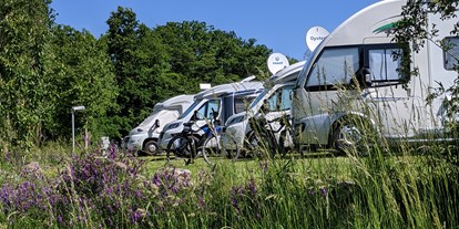 Reisemobilstellplatz - Wohnwagen erlaubt - Franken - Wohnmobilstellplatz - Naturcamp Thulbatal