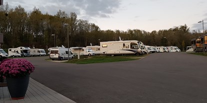 Reisemobilstellplatz - Wohnwagen erlaubt - Wohnmobilpark im Saarland Thermen Resort