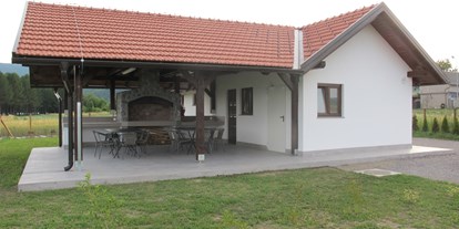 Reisemobilstellplatz - Umgebungsschwerpunkt: am Land - Mittelkroatien - Slavonien - Terrasse und Grillmöglichkeit - Sabljaci