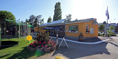 Reisemobilstellplatz - Umgebungsschwerpunkt: am Land - Luxemburg - Empfang mit Inbiss - Camping route du vin Grevenmacher