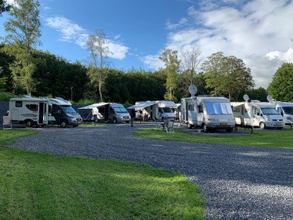 Reisemobilstellplatz - Art des Stellplatz: im Campingplatz - Niederlande - Raume Stellplätze in grüner Umgebung Urkerbos - Vakantiepark 't Urkerbos