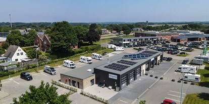 Motorhome parking space - Frischwasserversorgung - Ostsee - Wohnmobilstellplatz mit Werkstatt und Dekra Station  - Premium Mobilpark Gettorf 