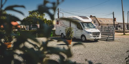 Motorhome parking space - Wohnwagen erlaubt - Neusiedler See - VPT Camp