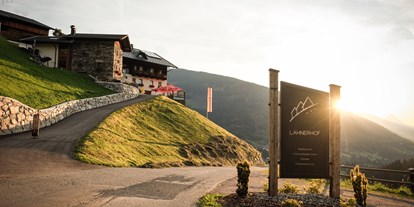 Reisemobilstellplatz - Stromanschluss - Kärnten - Gasthof Lahnerhof