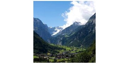 Reisemobilstellplatz - Umgebungsschwerpunkt: Berg - Schweiz - Dorf Linthal im Glarnerland - Unsere kleine Farm 
