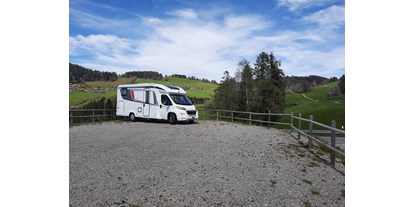 Reisemobilstellplatz - Umgebungsschwerpunkt: Berg - Schweiz - Wohnmobilstellplatz Stockhornblick (April bis Oktober)