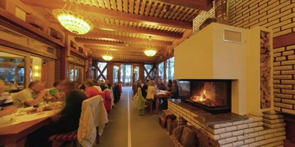 Reisemobilstellplatz - Sauna - Kleinmachnow - Restaurant Anna Amalia - Stellplatz beim Campingpark Sanssouci