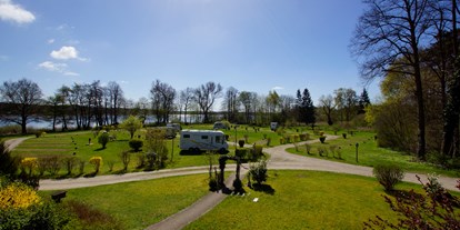 Reisemobilstellplatz - Umgebungsschwerpunkt: Strand - Mecklenburg-Vorpommern - Wohnmobilpark am See Neukloster
