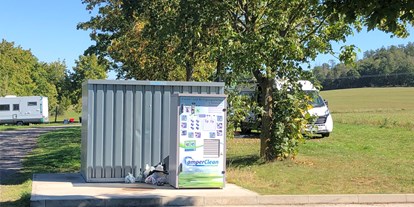 Reisemobilstellplatz - Entsorgung Toilettenkassette - Vogtland - Die Entsorgungsstation für Kassetten und Grauwasser - Wohnmobilstellplatz am FKK Helmsgrün