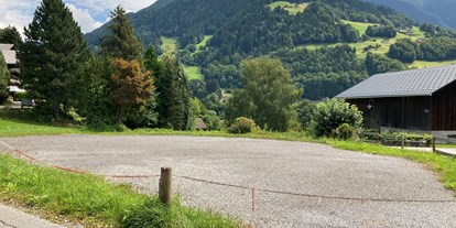 Motorhome parking space - Hunde erlaubt: Hunde erlaubt - Vorarlberg - WoMo Stellplatz Mountain View - Montjola Mountain View