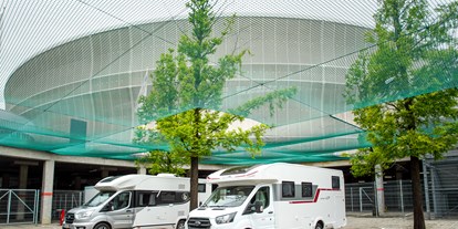 Reisemobilstellplatz - Art des Stellplatz: ausgewiesener Parkplatz - Polen - Camper Park on Wroclaw Stadium