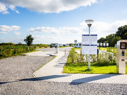 Motorhome parking space - Umgebungsschwerpunkt: Stadt - Netherlands - Camperplaats Maastricht