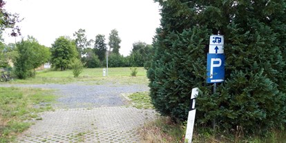 Motorhome parking space - WLAN: nur um die Rezeption vorhanden - Hesse - Stellplatz Sportcenter Fürstenhagen