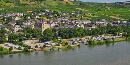 Reisemobilstellplatz - Umgebungsschwerpunkt: Fluss - Rheinland-Pfalz - Marina Mittelmosel: Wohnmobilstellplatz am Yachthafen