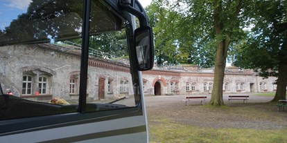 Reisemobilstellplatz - Bademöglichkeit für Hunde - Brokdorf - Wohnmobilstellplatz in der Festung Grauerort