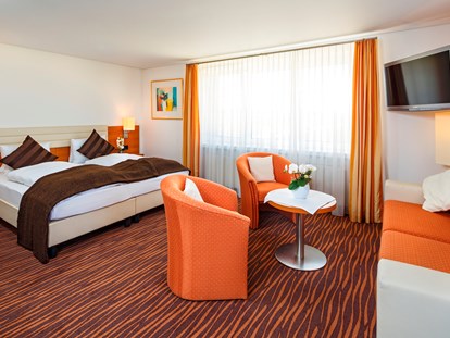 Reisemobilstellplatz - WLAN: teilweise vorhanden - Hotelzimmer - mit viel Liebe zum Detail - Hotel Restaurant Seemöwe 