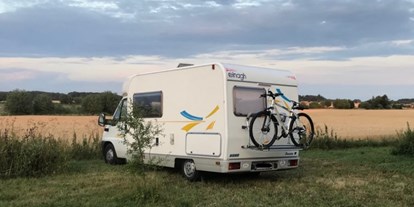 Reisemobilstellplatz - Wohnwagen erlaubt - Dänemark - Ausblick vom Stellplatz - Kvistgaard Bauernhoff Erlebnisse