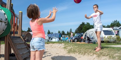 Reisemobilstellplatz - Umgebungsschwerpunkt: Meer - Ouddorp - Familie camping De Molenhoek