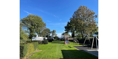 Reisemobilstellplatz - Umgebungsschwerpunkt: See - Niederlande - Mini-camping Klaverwijk