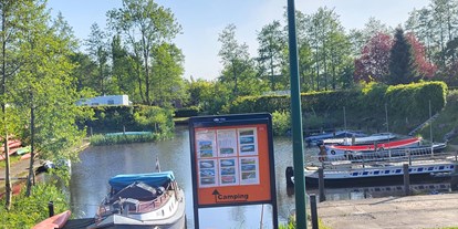 Reisemobilstellplatz - Vierhuizen - Bootsverleih  - SVR Camping La Dure Watersport en Recreatie