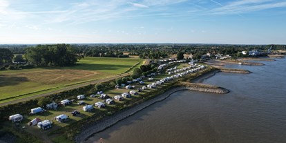 Motorhome parking space - Betuwe - Camping Waalstrand