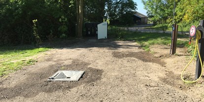 Motorhome parking space - Frischwasserversorgung - Friesland - Camperpark  Zwarte Haan