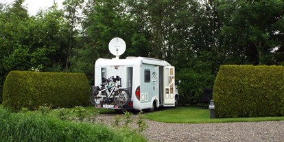 Motorhome parking space - Art des Stellplatz: im Campingplatz - Nord Overijssel - Minicamping-Schonewille