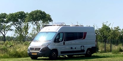 Reisemobilstellplatz - Umgebungsschwerpunkt: See - Zeeland - Minicamping de Broodkist