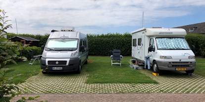 Motorhome parking space - Bademöglichkeit für Hunde - South Holland - Unsere buchbaren Wohnmobilstellplätze - Camping De Hof van Eeden
