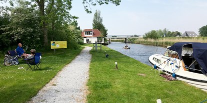 Reisemobilstellplatz - Oudega (Súdwest Fryslân) - It Kattegat, camping und haven - Minicamping en Recreatiehaven it Kattegat – Ried