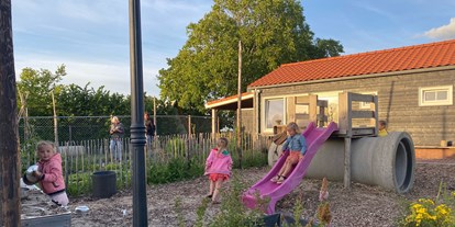 Reisemobilstellplatz - Art des Stellplatz: am Bauernhof - Zaamslag - het speeltuintje - Camping Zeeuws Genieten