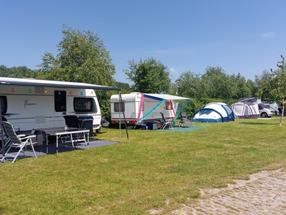 Reisemobilstellplatz - Art des Stellplatz: im Campingplatz - Niederlande - De Gouwe Stek