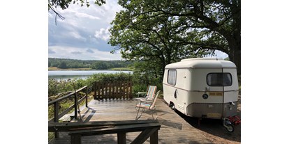 Motorhome parking space - Reiten - Sweden - Campingplatz mit Sonnendeck und eigenem Zugang zur Ostsee möglich. - Blankaholm NaturCamping