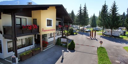 Motorhome parking space - Hunde erlaubt: Hunde erlaubt - Tiroler Unterland - Panorama Camping Westendorf